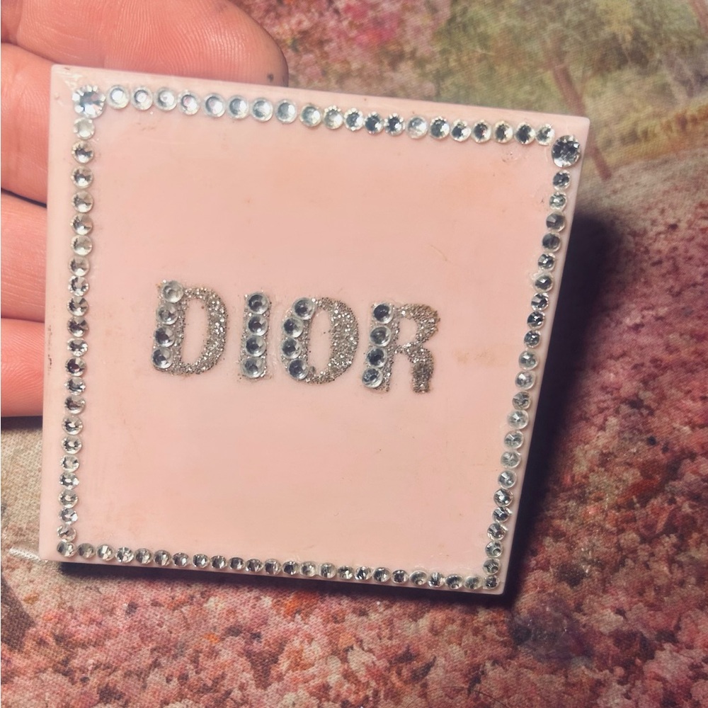 Dior Lipglow Mirrored Compact with Lights! - Picture 7 of 8